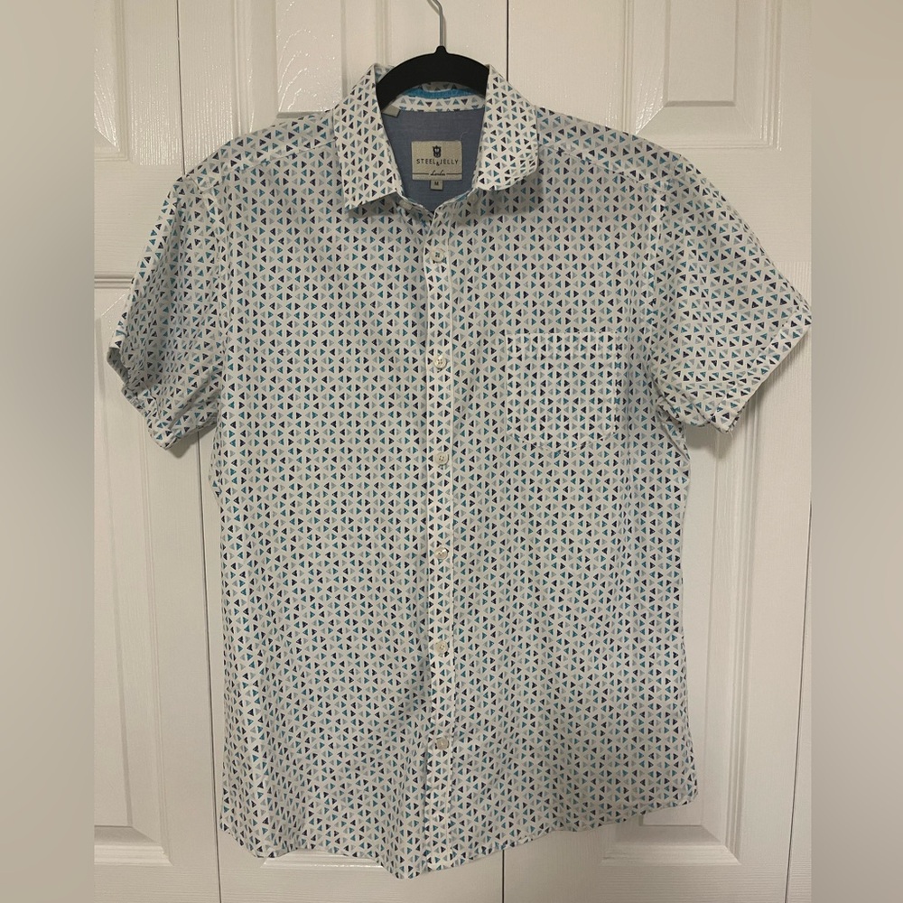 Steel & Jelly White Short-Sleeve Button-Down with Blue Geometric Print